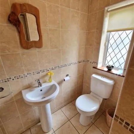 Дом отдыха Central Ennis Home *
